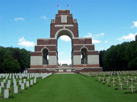 The 10 Largest Memorials To Soldiers On The Western Front Of World War