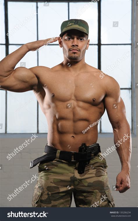 Photo De Stock Muscular Army Man Saluting Shirtless Six Shutterstock