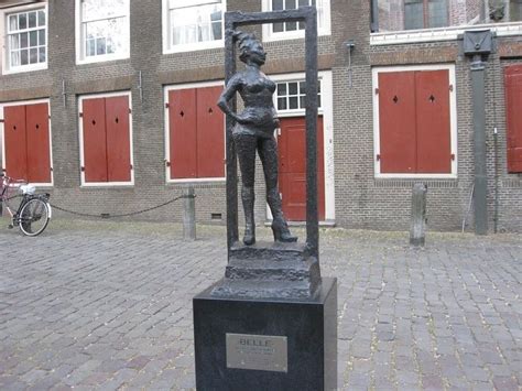 A Statue Dedicated To Sex Workers Inwards Amsterdam Amusing Dunia