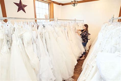 Https://tommynaija.com/wedding/andover Wedding Dress Shop
