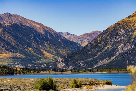 Twin Lakes Colorado In The Autumn Fall Stock Photo Image Of Outdoors