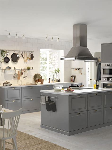 Kök - BODBYN grå - köksserie i traditionell stil | Grey kitchen designs ...