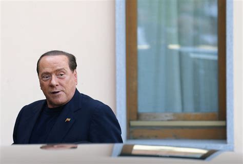Divorce L Ex Femme De Berlusconi Doit Renoncer à 43 Millions 24 Heures