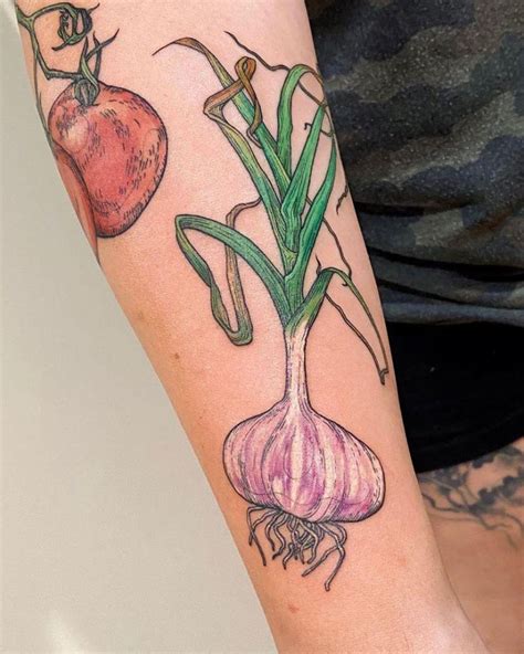 30 Pretty Garlic Tattoos To Inspire You Style Vp Page 26