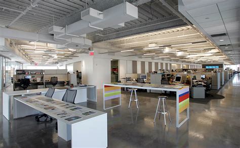 An Open Sunlit Space At 7 World Trade Center The New York Times