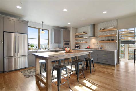If you're looking to spruce up or replace your kitchen cabinets, we've assembled a list of 16 blueprints below. Beautiful L-Shaped Kitchen Corner Layout Design Ideas