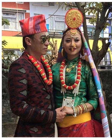 traditional limbu nepali couple cute couple poses nepal culture traditional dresses