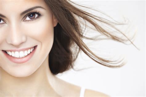How To Achieve A Brighter And More Beautiful Smile La Blog
