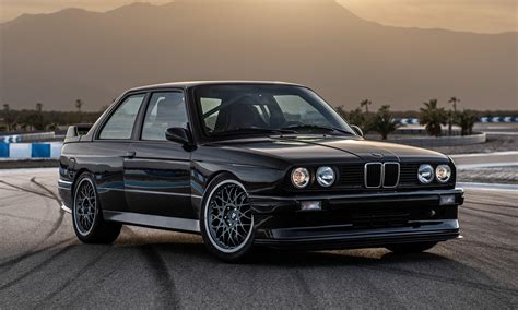 We did not find results for: Gyönyörű lett ez a modernizált E30-as BMW M3 | Az online ...