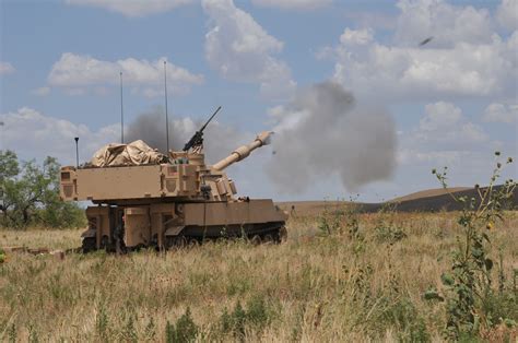 Artillerymen Certify On Paladin Article The United States Army