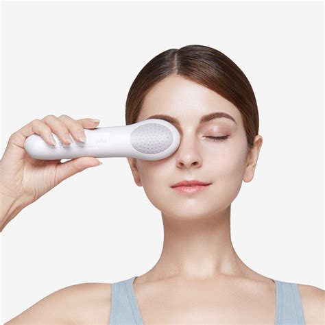 Mynt Eye Energizer With Touch Activated Silicone Tipped Massager Revitalize Eyes And Boost