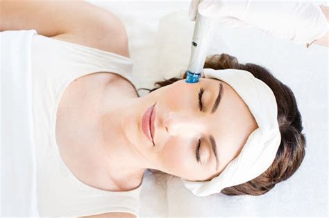 Discover The New “it” Facial Hydrafacial Therapie Clinic
