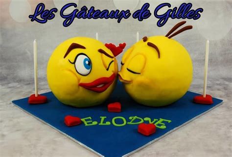 Kissing Emoji Savoury Cake Emoji Cake Kissing Emoji