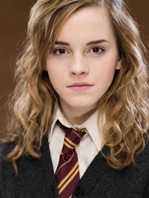 Represents flying magical objects and creatures such as the flying keys in the first movie or cornish pixies and bludger in the second movie. The Best Gryffindor House Members in the Harry Potter Movies