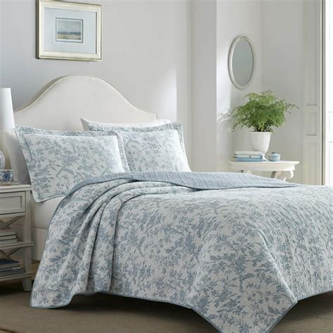 Amberley Spa Blue Cotton Quilt Set By Laura Ashley