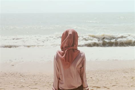 Gambar Pantai Laut Pasir Lautan Gadis Wanita Gelombang Bahan