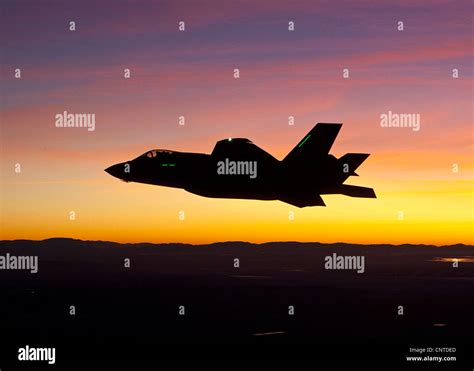 Us Air Force F 35 Joint Strike Fighter On The First Operational Night