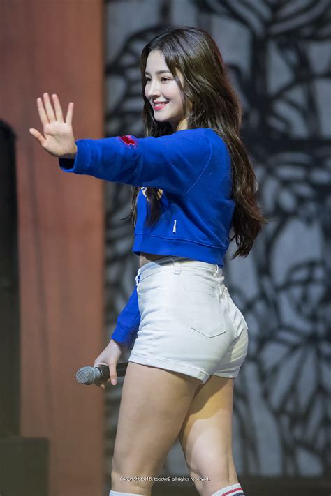 The Most Sexiest Outfit Of Nancy Momoland