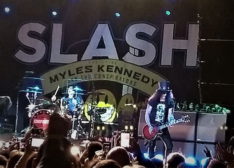 Slash Featuring Myles Kennedy And The Conspirators Xv Curitiba