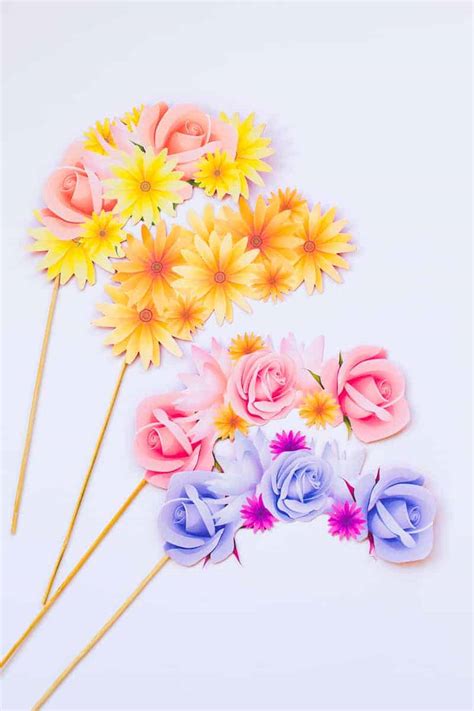 Free Printable Photo Booth Flower Crown Props For Your Wedding Bachelorette Party Or Bridal