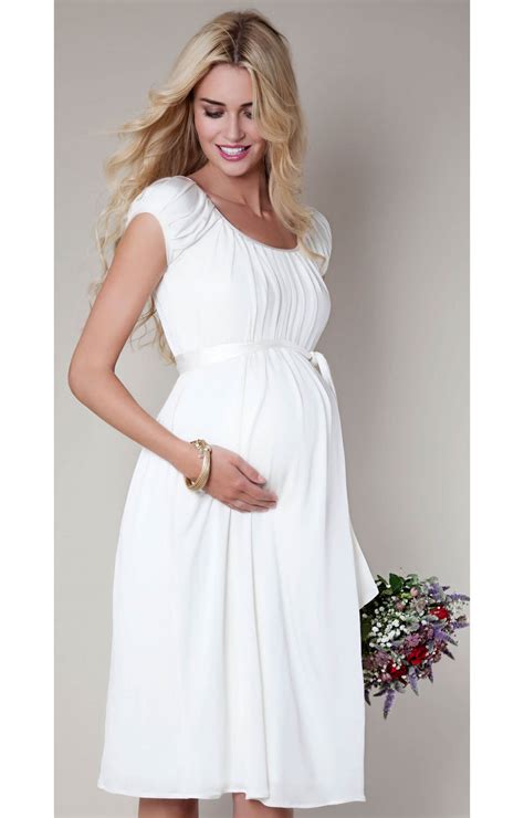 Amazing Style 21 Maternity Wedding Dress Styles
