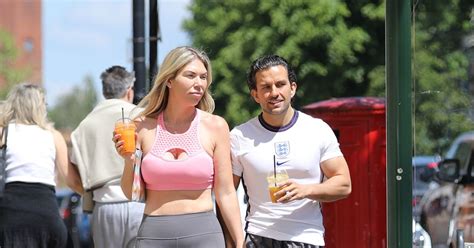 Frankie Essex Shows Off Impressive Weight Loss As She Enjoys Day Out