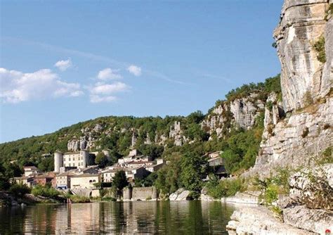 Village De Vogüé Vallon Tourisme