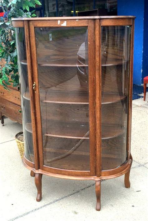 Rare Vintage Tiger Oak Curved Glass Display Cabinet In Excellent