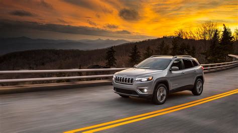 2019 Jeep Cherokee First Drive All Around Upgrade
