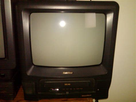 Choose from contactless same day delivery, drive up and more. Misc For Sale in Lisle, IL: Goldstar 13" TV/VCR Combo with ...