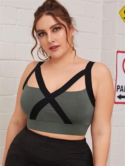 Pin By Debbie Ward On Must Haves Sports Bra Plus Size Outfits