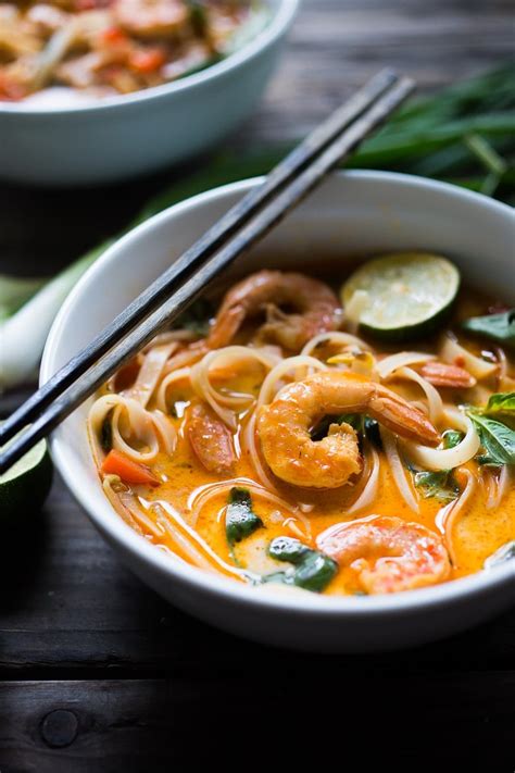 Easy Khao Soi Recipe Thai Coconut Curry Noodle Soup Feasting At Home