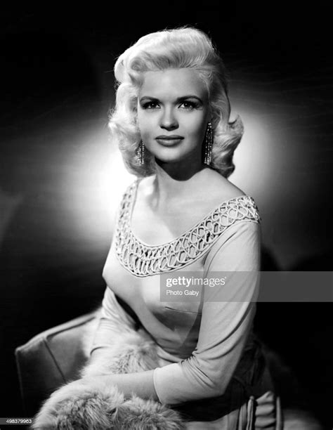american actress jayne mansfield los angeles 1957 fotografía de noticias getty images