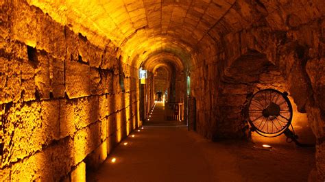 A Visit To The Western Wall Tunnels Meer