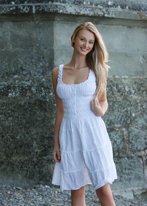 Pin By Redactedwymsyyq On Carisha Maja Short Dresses Casual Dress White Dress