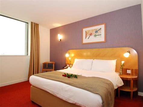 Ramada Hotel And Suites In Coventry Room Deals Photos And Reviews