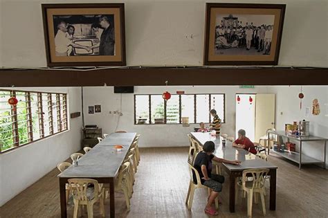 Pada yang berada di sekitar seri kembangan, bukit jalil, putrajaya bolehlah ke albasa restoran untuk menikmati menu masakan. Caring for senior citizens with limited resources | The Star