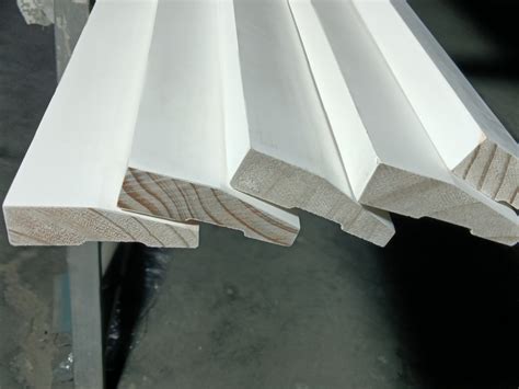 Solid Wood Crown Moulding For Interior Decorations Baseboards China
