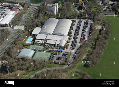 David Lloyd Gym Hi Res Stock Photography And Images Alamy