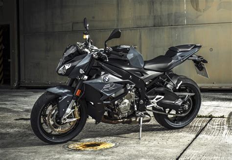 Bmw S 1000 R Complete Buyers Guide To Everyday Awesome