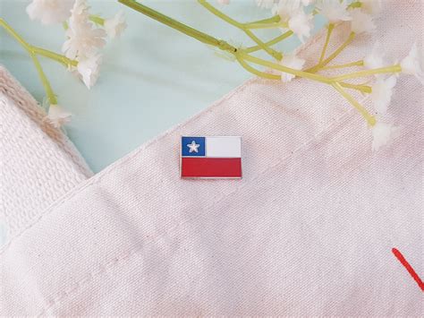 Chile Flag Pin Badge Etsy