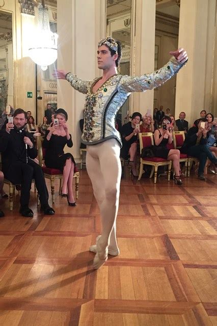Loveisspeed Dolce Gabbana S Alta Moda Show At La Scala High