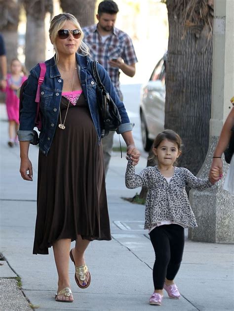 Pregnant Sarah Michelle Gellar Out And About With Her Daughter Today