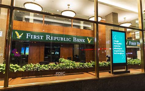 First Republic Lures 7 Million Morgan Stanley Private Wealth Team In