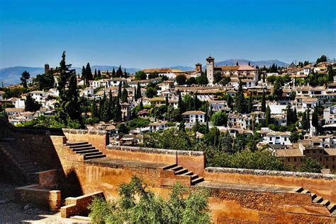 Eşsiz güzellikler ve ayrıcalıklar ile dolu türkiye'mizin turizm başkenti olmaya hak kazanmış antalya ilinde okurcalar ve belek turizm merkezindeyiz. Granada Travel Costs & Prices - Alhambra, Tapas, & Moorish ...