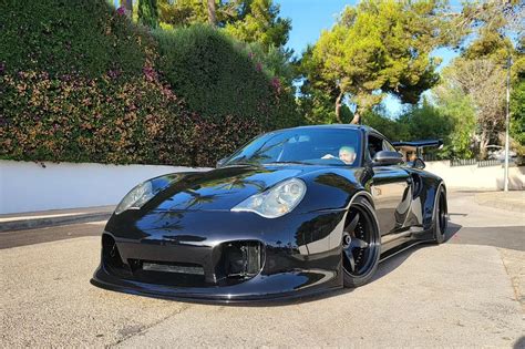 996 Porsche 911 Gets A New Lease On Life With Widebody Kit Carbuzz