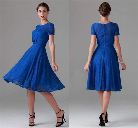 Elegant Short Sleeves Lace Royal Blue Dress Knee Length Mother Of The