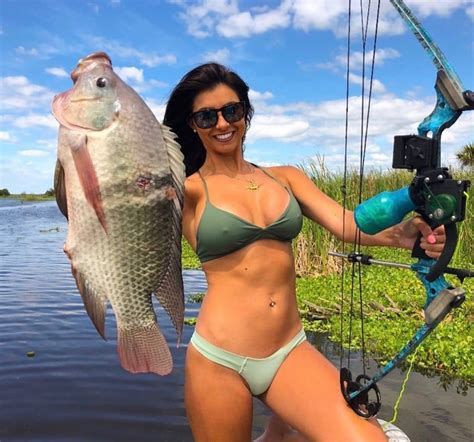 Bikini Bowfishing On Instagram See More Of Nicole Spenc In This Years Bikinibowfishing