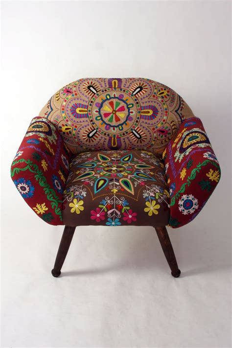 Embroidered Chairs Faedme