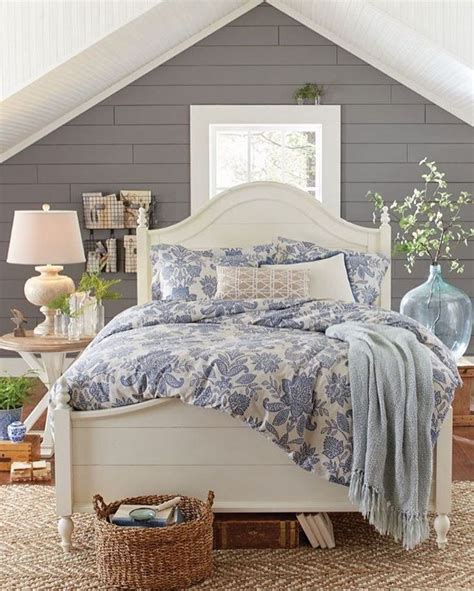 Best 25 Cottage Bedrooms Ideas Only On Pinterest Beach Cottage